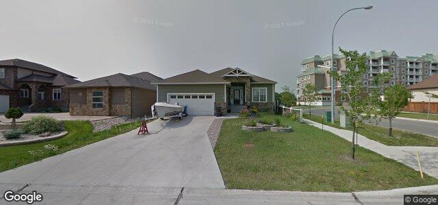Larawan ng 2 River Ridge Drive sa Winnipeg, Manitoba