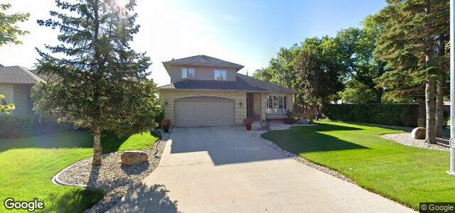 Larawan ng 2 Sandalwood Crescent sa Winnipeg, Manitoba
