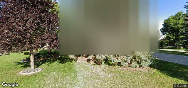 Larawan ng 2 Tatum Place sa Winnipeg, Manitoba