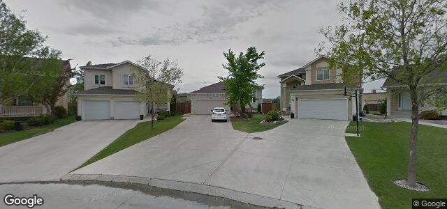 32 Meadowcrest Bay（加拿大曼尼托巴省温尼伯市）房屋照片