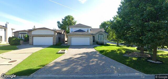 Larawan ng 71 Sandalwood Crescent sa Winnipeg, Manitoba