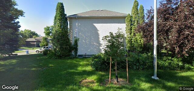 Larawan ng 75 Summerview Lane sa Winnipeg, Manitoba