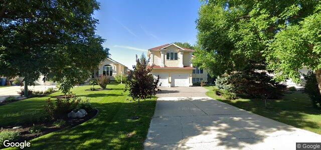 Larawan ng 84 Red River Boulevard sa Winnipeg, Manitoba