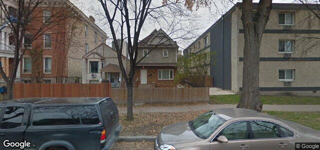 Larawan ng 135 River Avenue sa Winnipeg, Manitoba