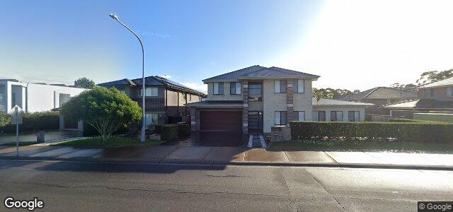 Larawan ng 100 Arnold Avenue sa Winnipeg, Manitoba