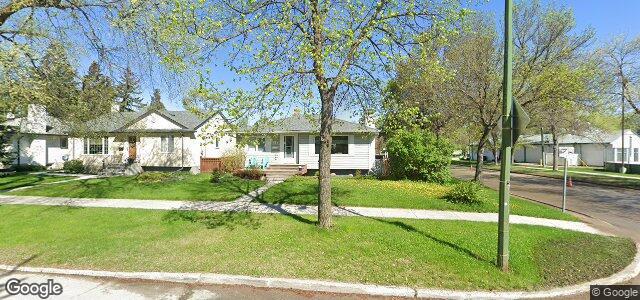 Larawan ng 111 Balfour Avenue sa Winnipeg, Manitoba