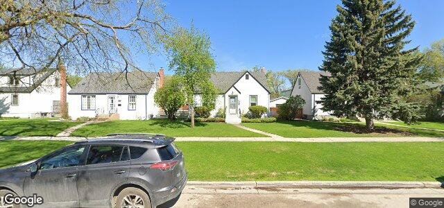 Larawan ng 121 Bartlet Avenue sa Winnipeg, Manitoba