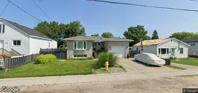 Larawan ng 124 Oakwood Avenue sa Winnipeg, Manitoba