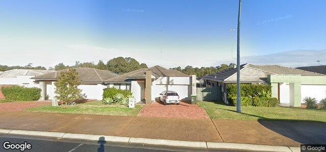 Larawan ng 16 Arnold Avenue sa Winnipeg, Manitoba