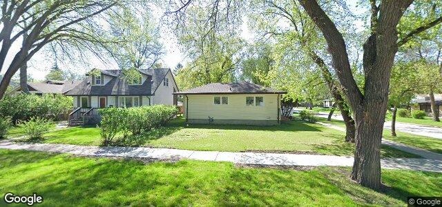 Photo of 194 Balfour Avenue in Winnipeg, Manitoba