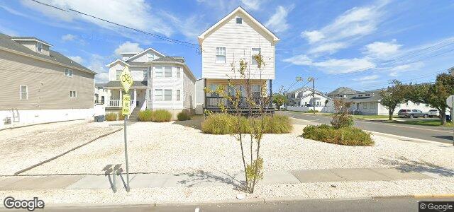 Larawan ng 201 Arnold Avenue sa Winnipeg, Manitoba