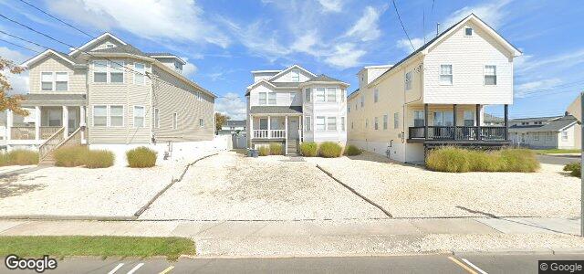 Larawan ng 203 Arnold Avenue sa Winnipeg, Manitoba