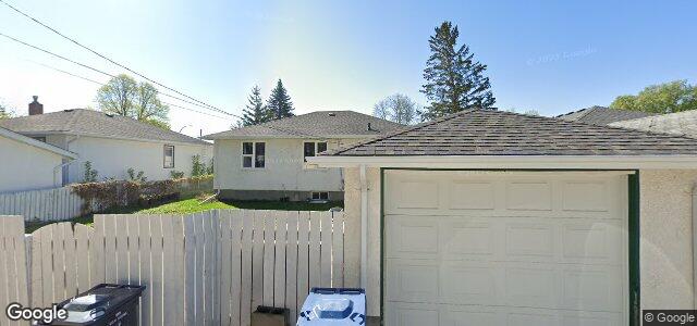 Larawan ng 203 Wavell Avenue sa Winnipeg, Manitoba