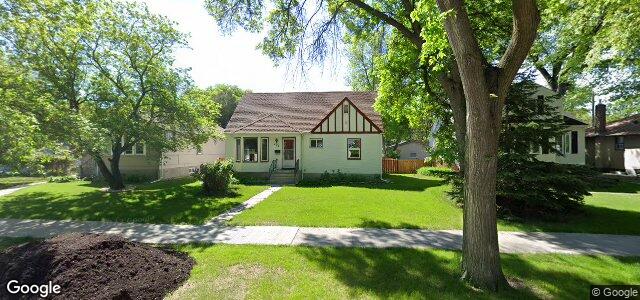 Larawan ng 204 Maplewood Avenue sa Winnipeg, Manitoba