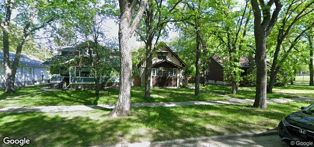 Larawan ng 205 Balfour Avenue sa Winnipeg, Manitoba