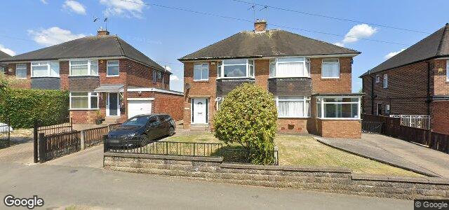 Larawan ng 210 Arnold Avenue sa Winnipeg, Manitoba