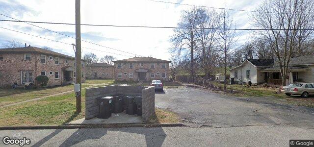 Larawan ng 210 Montgomery Avenue sa Winnipeg, Manitoba