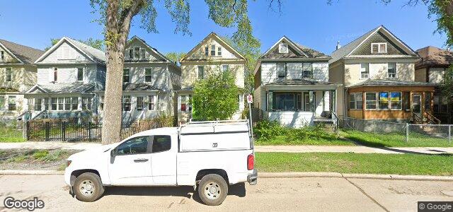 Larawan ng 215 Morley Avenue sa Winnipeg, Manitoba