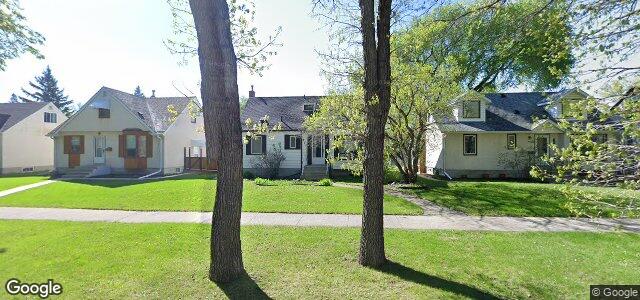 Larawan ng 220 Clare Avenue sa Winnipeg, Manitoba