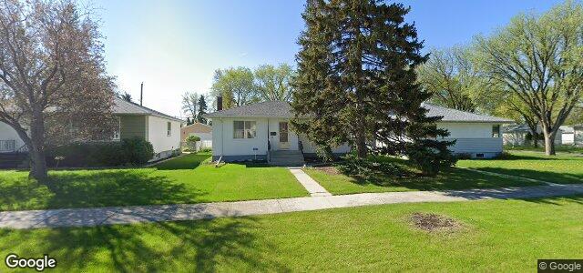 Larawan ng 230 Wavell Avenue sa Winnipeg, Manitoba