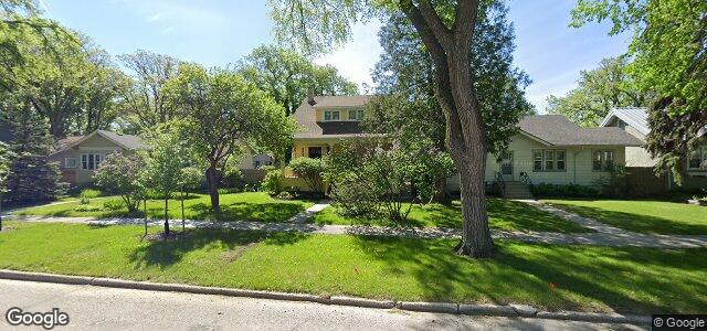 Larawan ng 240 Balfour Avenue sa Winnipeg, Manitoba