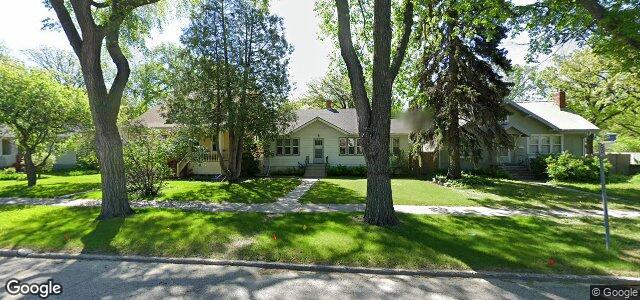 Larawan ng 244 Balfour Avenue sa Winnipeg, Manitoba