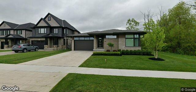 Larawan ng 256 Clare Avenue sa Winnipeg, Manitoba