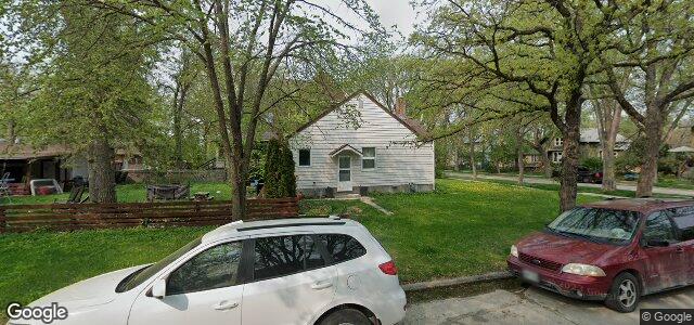 Larawan ng 296 Balfour Avenue sa Winnipeg, Manitoba