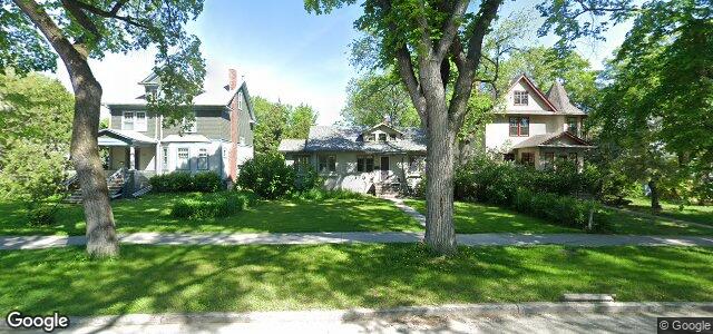 Larawan ng 301 Maplewood Avenue sa Winnipeg, Manitoba