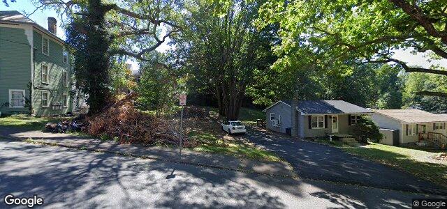 Larawan ng 305 Montgomery Avenue sa Winnipeg, Manitoba