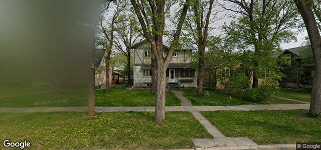 Larawan ng 311 Balfour Avenue sa Winnipeg, Manitoba