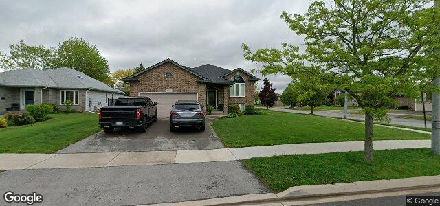 Larawan ng 320 Clare Avenue sa Winnipeg, Manitoba