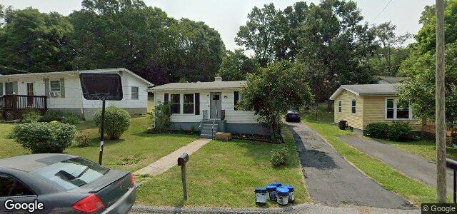 Larawan ng 331 Montgomery Avenue sa Winnipeg, Manitoba