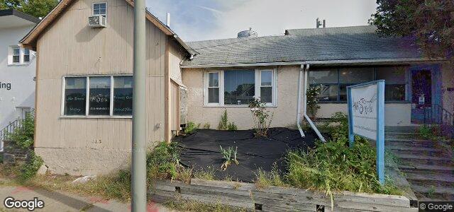 Larawan ng 335 Montgomery Avenue sa Winnipeg, Manitoba