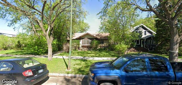 Larawan ng 351 Bartlet Avenue sa Winnipeg, Manitoba
