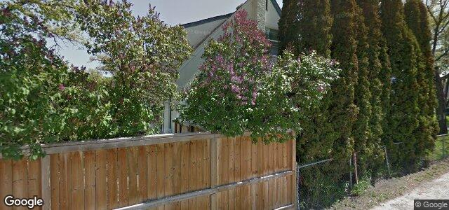 Larawan ng 359 Clare Avenue sa Winnipeg, Manitoba