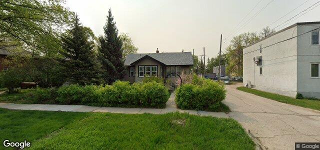 Larawan ng 360 Balfour Avenue sa Winnipeg, Manitoba