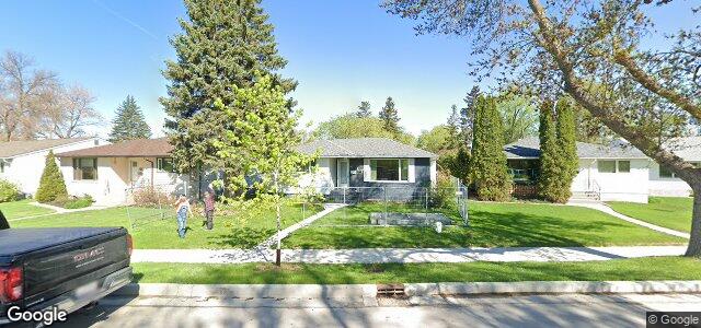 Larawan ng 361 Churchill Drive sa Winnipeg, Manitoba