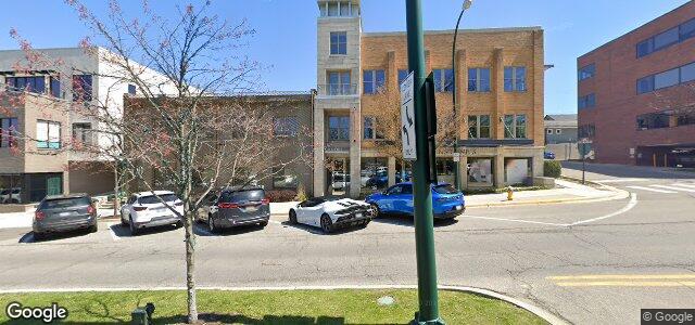 Larawan ng 380 Woodward Avenue sa Winnipeg, Manitoba