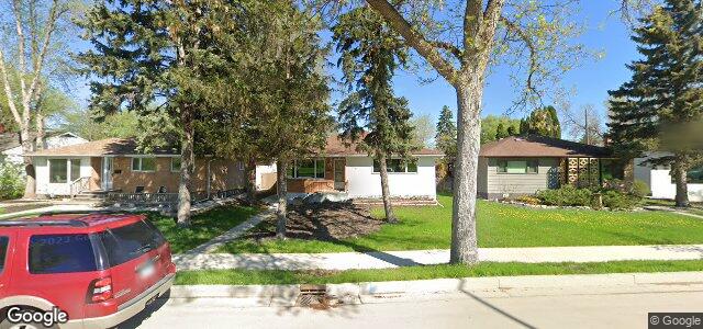 Larawan ng 383 Churchill Drive sa Winnipeg, Manitoba