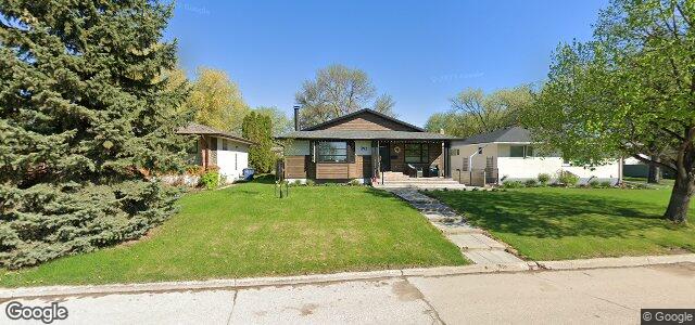 Larawan ng 393 Churchill Drive sa Winnipeg, Manitoba