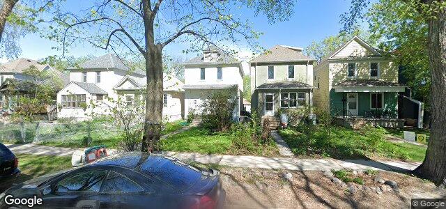 Larawan ng 395 Brandon Avenue sa Winnipeg, Manitoba
