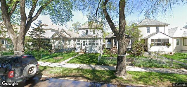 Larawan ng 403 Brandon Avenue sa Winnipeg, Manitoba