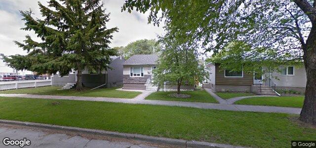Larawan ng 405 Woodward Avenue sa Winnipeg, Manitoba
