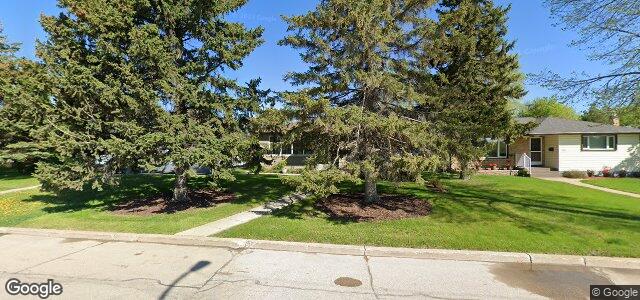 Larawan ng 407 Churchill Drive sa Winnipeg, Manitoba