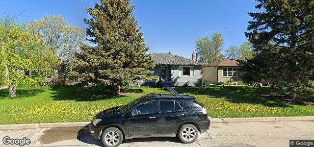 Larawan ng 409 Churchill Drive sa Winnipeg, Manitoba