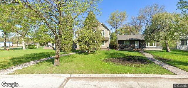 Larawan ng 427 Churchill Drive sa Winnipeg, Manitoba