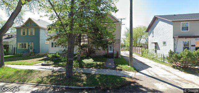 Larawan ng 430 Brandon Avenue sa Winnipeg, Manitoba