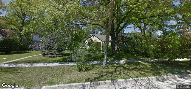 Larawan ng 459 Churchill Drive sa Winnipeg, Manitoba