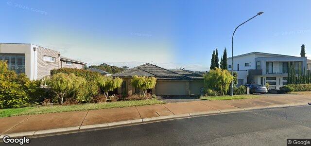 Larawan ng 46 Arnold Avenue sa Winnipeg, Manitoba